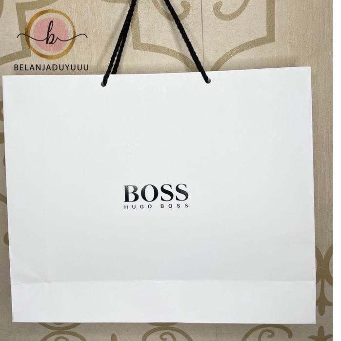 

Free Delivery Paper Bag Hugo Boss