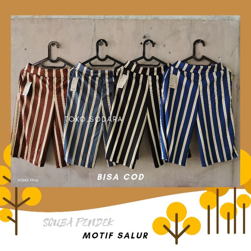 Celana Scuba pendek // Celana Wanita motif Salur