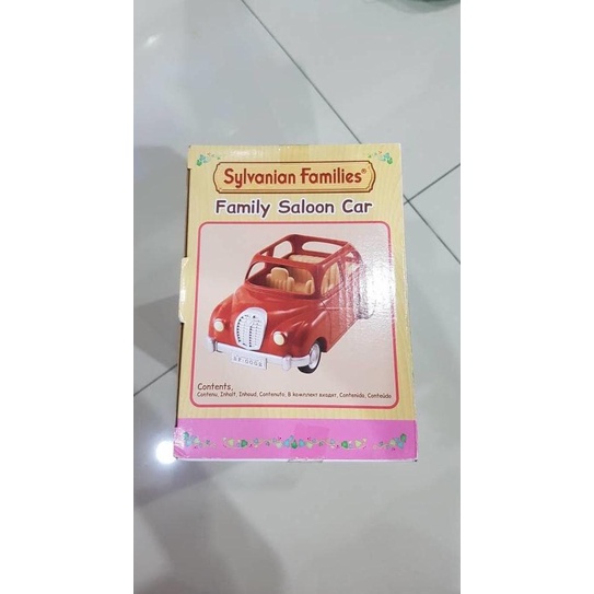 picnic table NEW SYLVANIAN FAMILIES 4611 Red Family Saloon Car food baby seat 