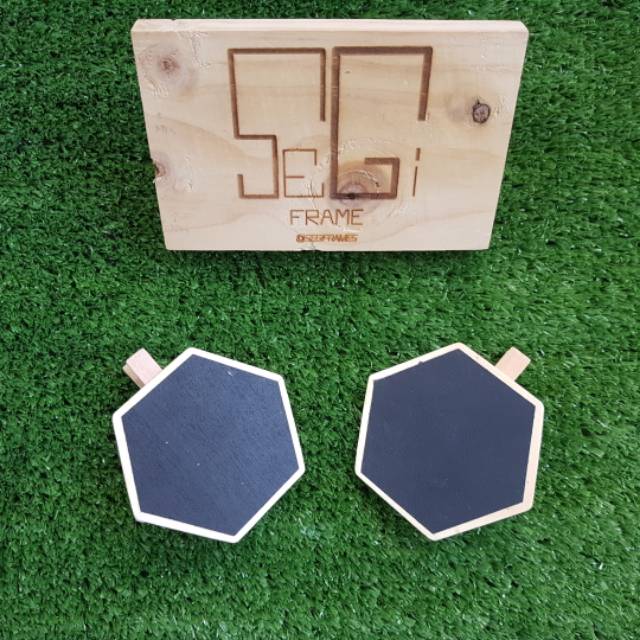 

Chalk board clip / papan tulis model clip