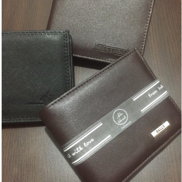 dompet 3 ruang lipat biasa bahan PU leather good logo dan embos #dompet #dompetpria #dompetcowok #dompetlipat