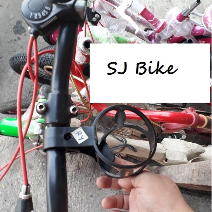 United Holder cage Tempat Botol Minum Di Stang / Handle Bar Merk United Holder plastik