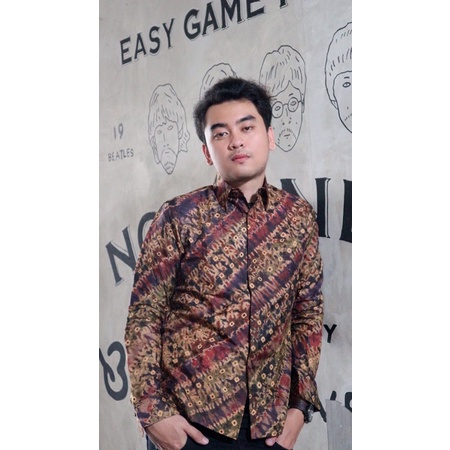 Kemeja Jumputan Kaca Motif Lereng Antik