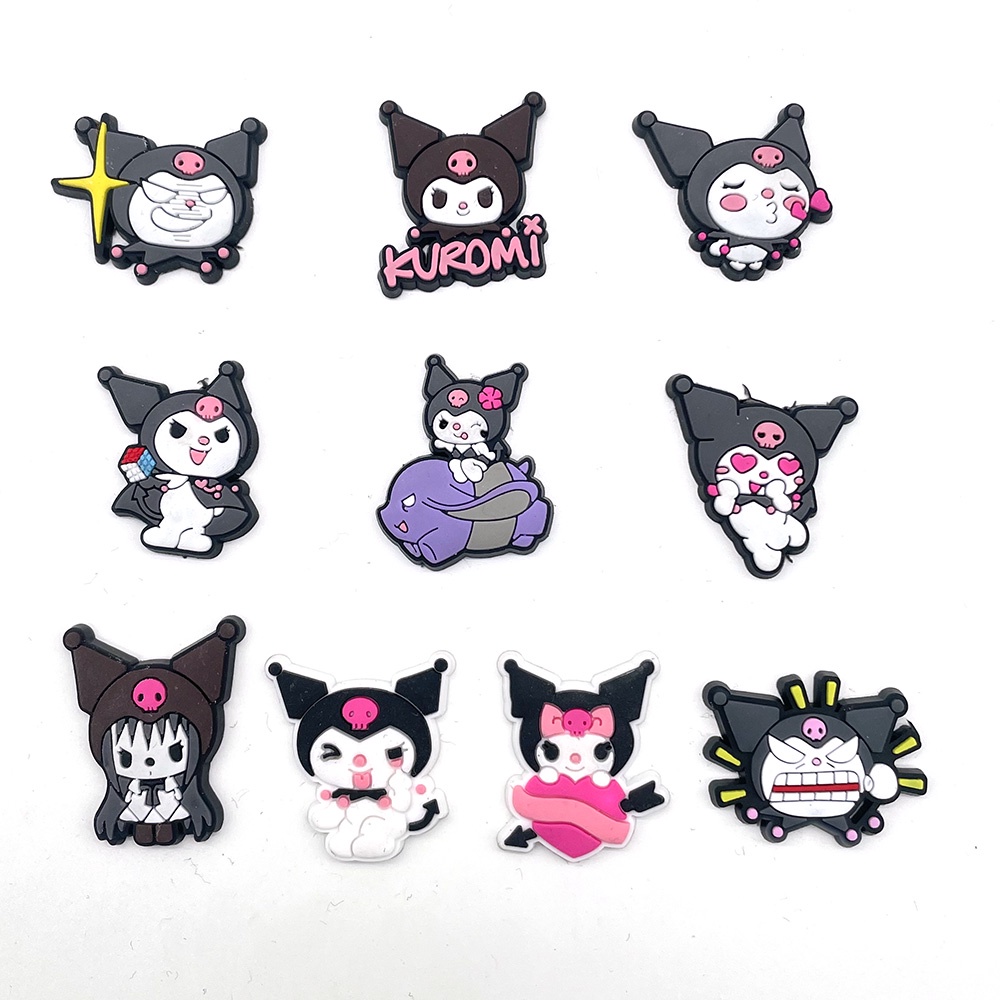 Hello kitty Jibbitz Crocs pin wanita charms sandal Sanrio Kuromi DIY Aksesoris Bahan Untuk Dekorasi Sepatu Hadiah anak pria