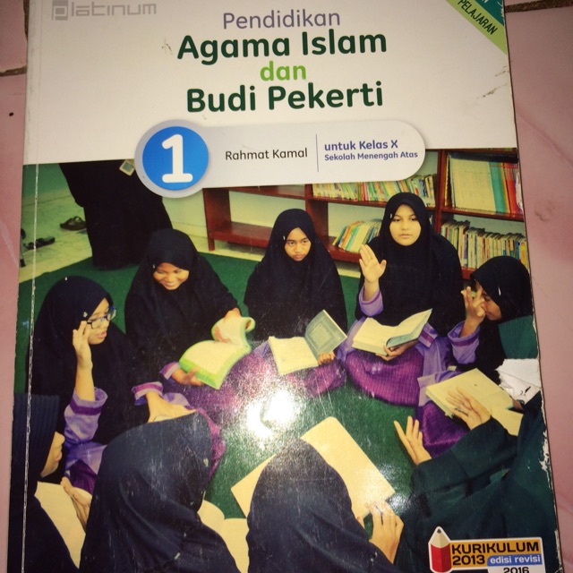 Buku AGAMA ISLAM kelas 10 PLATINUM/TIGA SERANGKAI