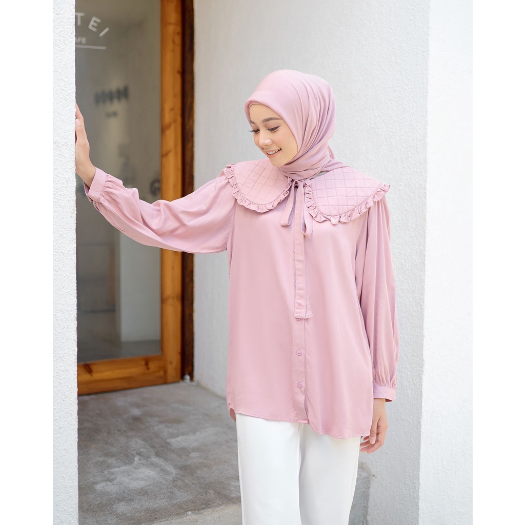 JESLYN BLOUSE