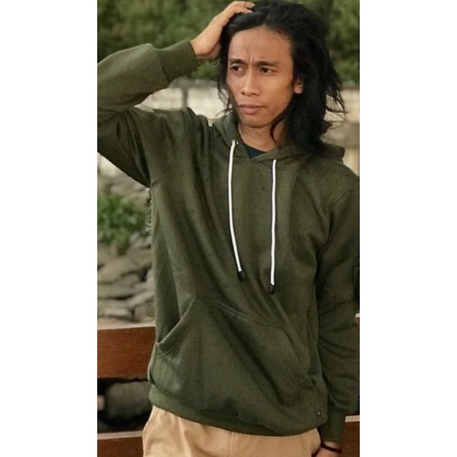 Tren Gaya 63 Fleece Hijau  Army 