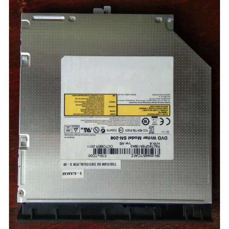 DVD RW WRITER SN 208 ORI  NOTEBOOK ZYREX W243HU ORI (BEKAS)