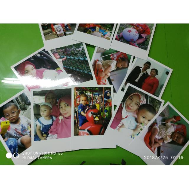 Cetak Foto Ala Polaroid Ukuran 4R Laminating Glossy