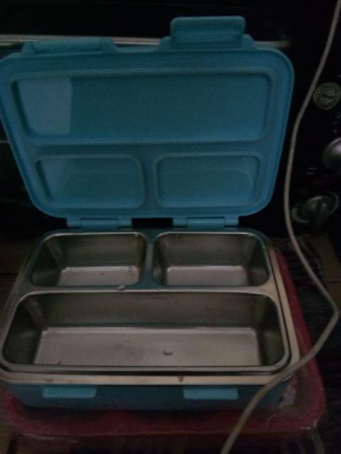 Lunch Box Yooyee Sekat 6 Anti Tunpah Type 589   Yooyee Sekat 6 Lunch Box 5 Pcs Sponge Spon