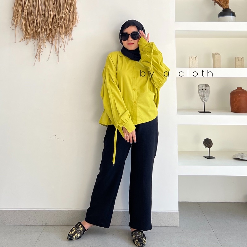 Kemeja Katun Oversize Serut Lengan by a cloth