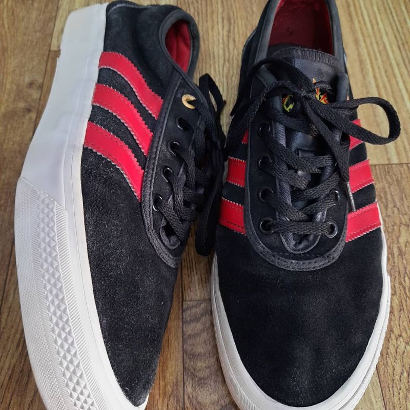 ADIDAS SKATEBOARDING