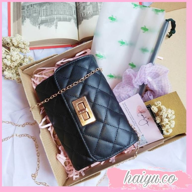 

(PROMO 7Z842) [READY] Set Gift Box Slingbag Hampers Kado Cewek Wisuda Ulang Tahun By Haiyu.co ✴