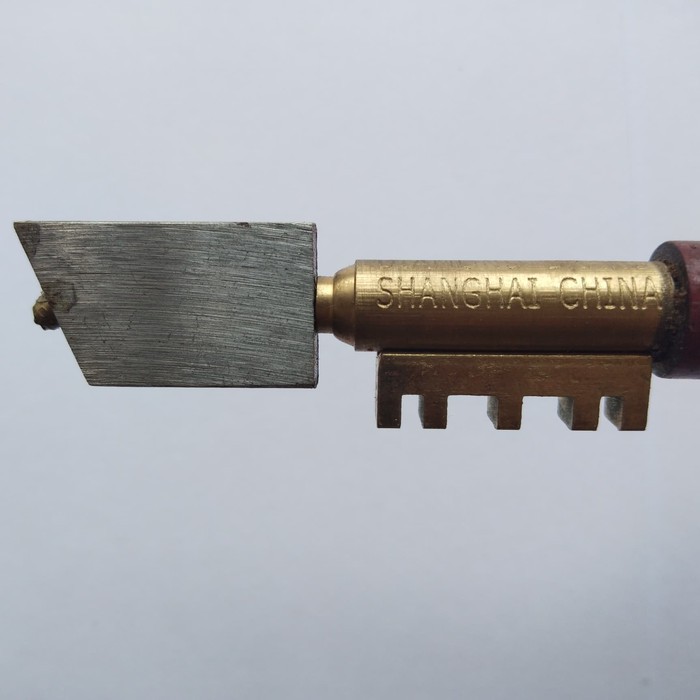 ALAT PEMOTONG KACA DIAMOND / PISAU POTONG KACA DIAMOND