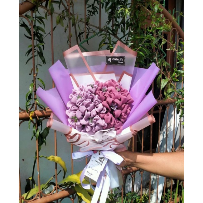 Buket Jilbab / Buket Kerudung / Buket wisuda / Buket Bunga