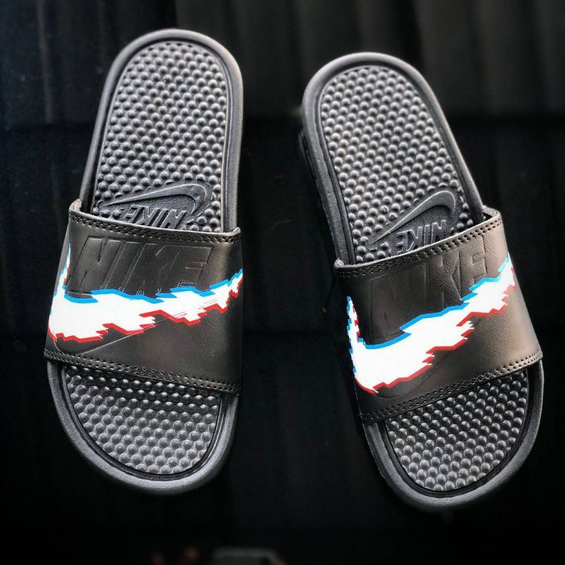 Sandal Nike Benassi Swoosh Grade ori Sendal Slop Pria Murah Nike FLIP-FLOP Benassi Slide sandal slop-Swoosh hitam-prancis