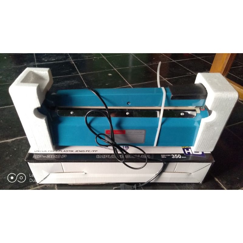 Mesin pres plastik 30cm