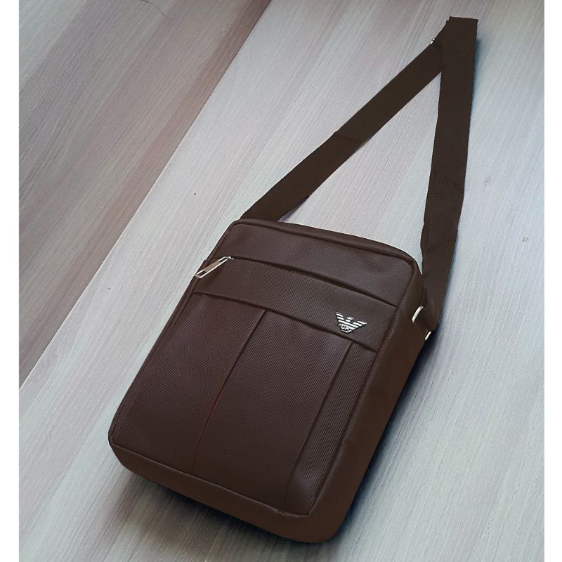 Tas Selempang Pria Emboss POLO SANTER