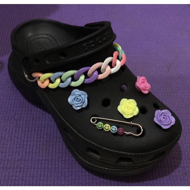 Jibbitz charms | Jibbitz crocs | Jibbitz DIY | Jibbitz unik | tempelan sandal crocs | aksesoris crocs