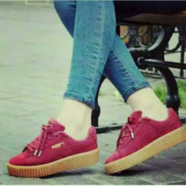 Sepatu puma rihanna marun