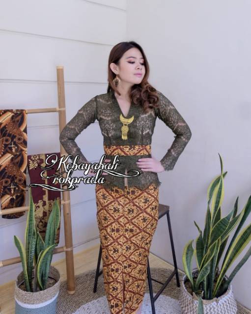 Set kebaya kartini panjang