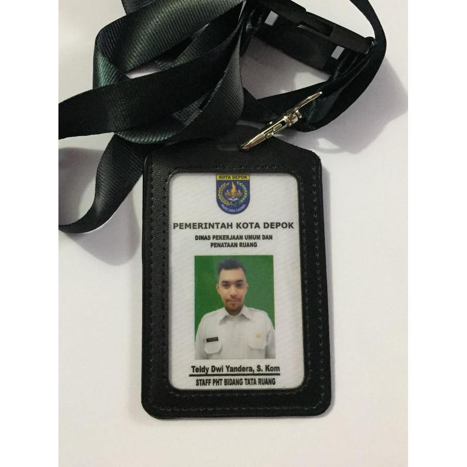 

CETAK ID CARD KARYAWAN, NAME TAG, KARTU PEGAWAI DG TALI EXCLUSIVE