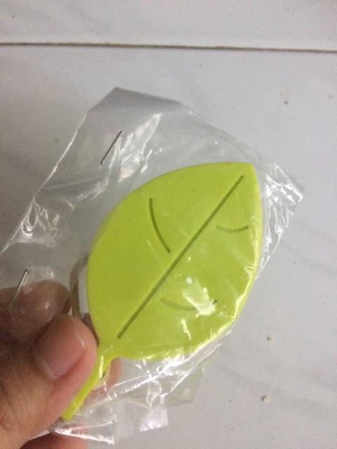 Fa545 Penahan Bawah Pintu Bentuk Daun Door Stopper Daun Pintu Ganjalan Pintu Ganjal Pintu