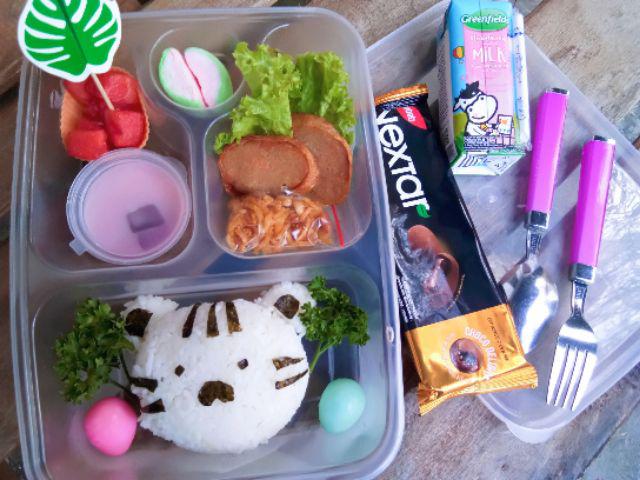 Kotak Makan Plastik Sekat 3+1 Warna Warni Dgn Tutup/ Box Bento Sekat