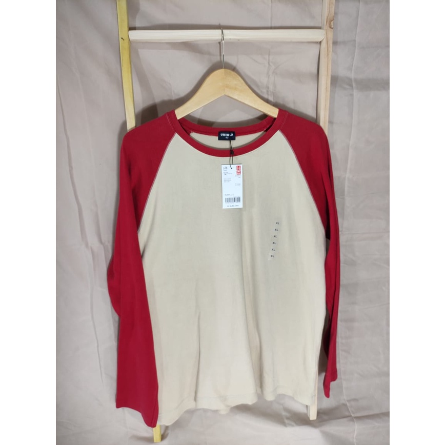 UNIQLO KAOS UNISEX SISA EXPORT BRANDED SIZE XL