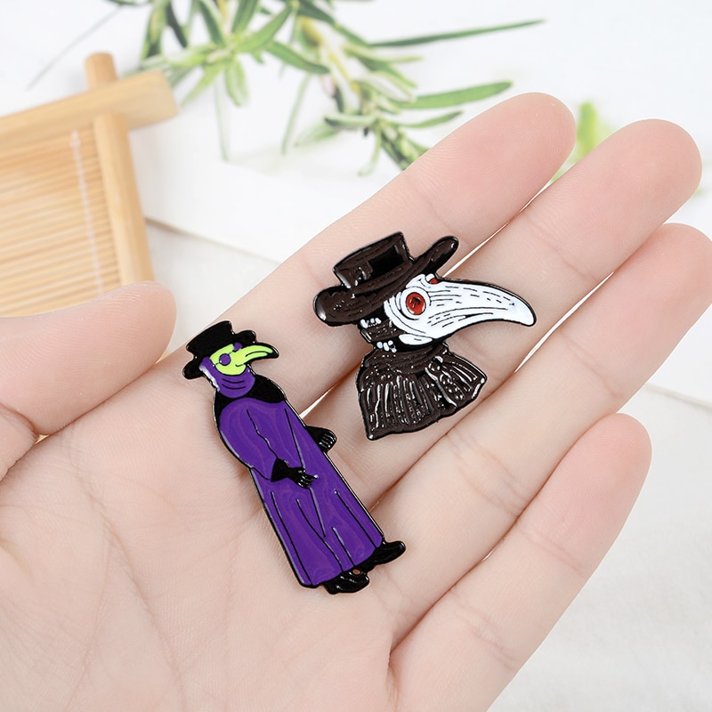 Bros Pin Enamel Desain Kartun Plague Doctor Beak Face Untuk Hadiah