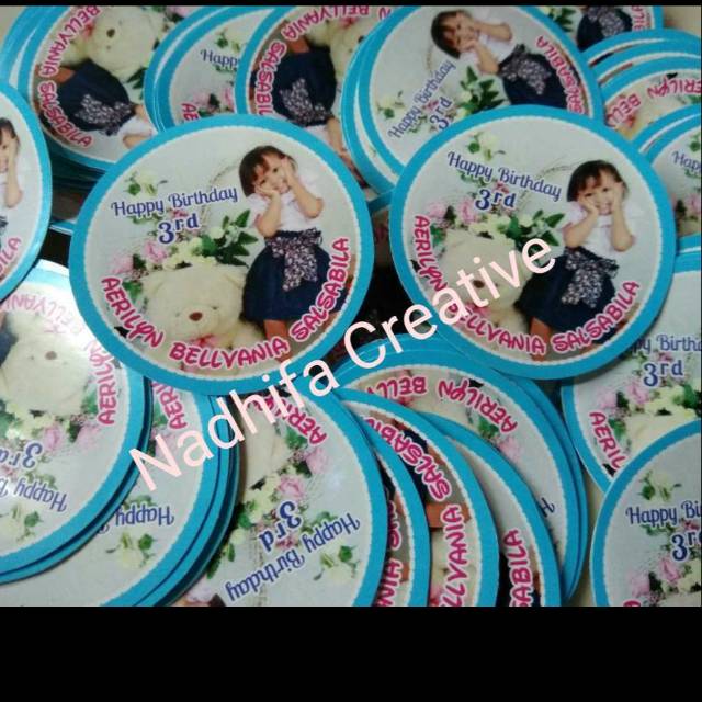 

Stiker Ulang Tahun Bahan Vinil
