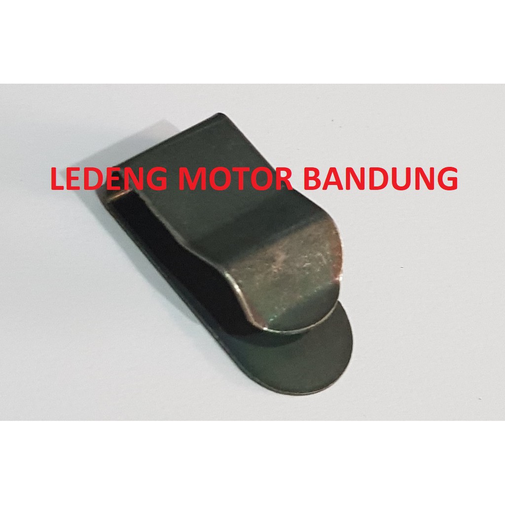 Klem Jepit Lampu Motor Kleman Besi Jepitan Batok Reflektor