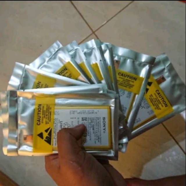 Baterai sony xperia X compact