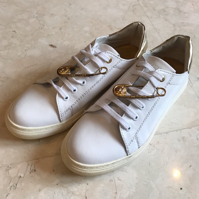 Preloved sneakers VERSACE authentic/original leather shoes all white