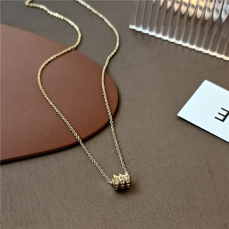 Necklace Female Niche Small Waist Fashion Clavicle Chain 2021 New Trendy High-quality Temperament Pendant Accessories