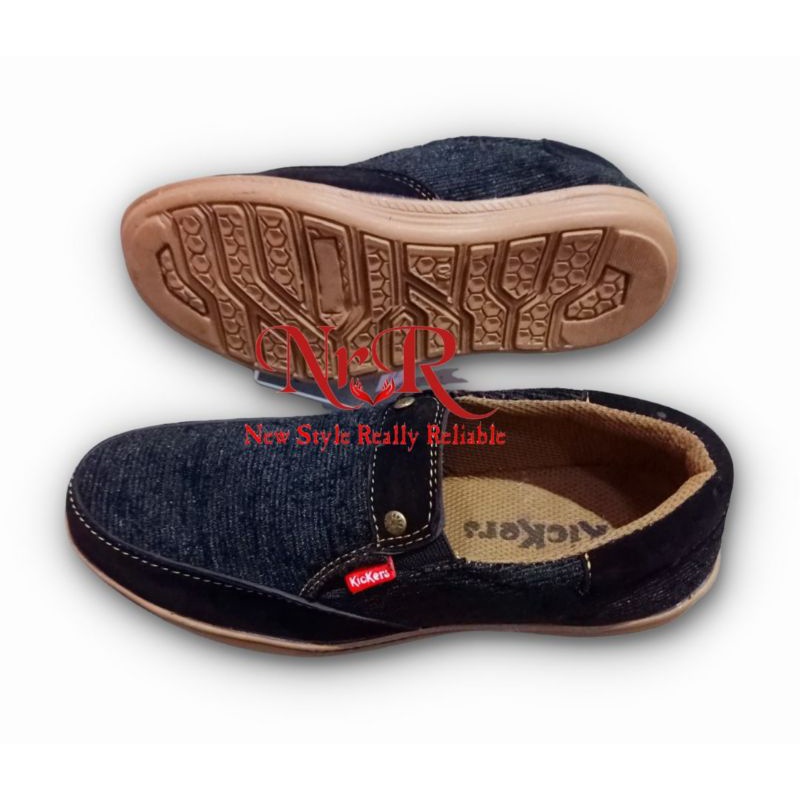 Sepatu Casual Pria Kickers kasual santai slip on Formal Sneakers Kerja