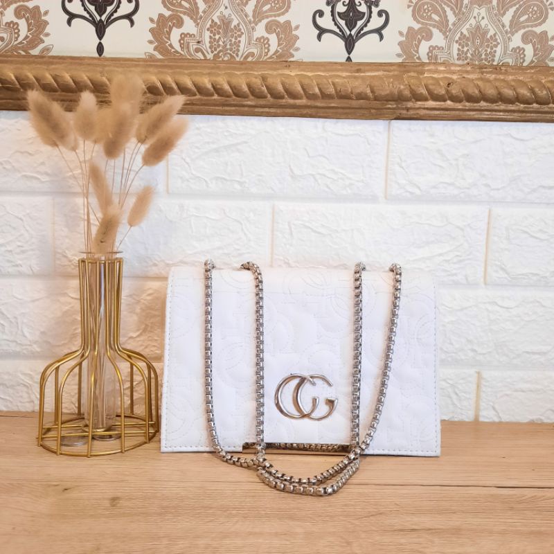 TAS SELEMPANG WANITA GC PUTIH 0012 (1 kg muat 4)