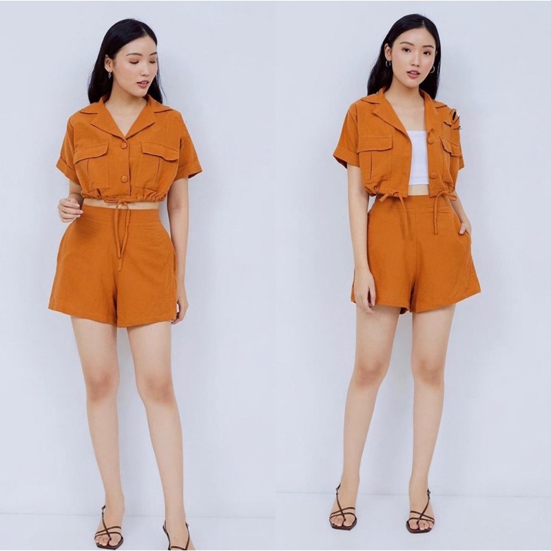 setelan jolie hp wanita.set jolie katun linen import,oneset croptop+ highwaist pants katun linen import wanita