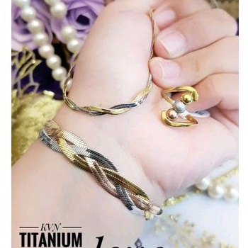 Titanium Set Perhiasan Wanita Motif Belut Kepang 149225