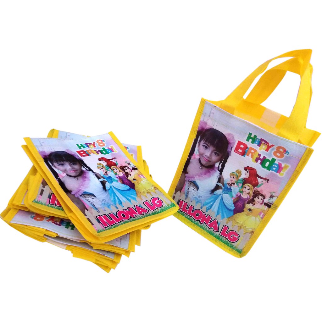 

TAS SOUVENIR ULTAH MURAH PRINCESS CUSTOM FOTO UKURAN A 15x10x20 CM