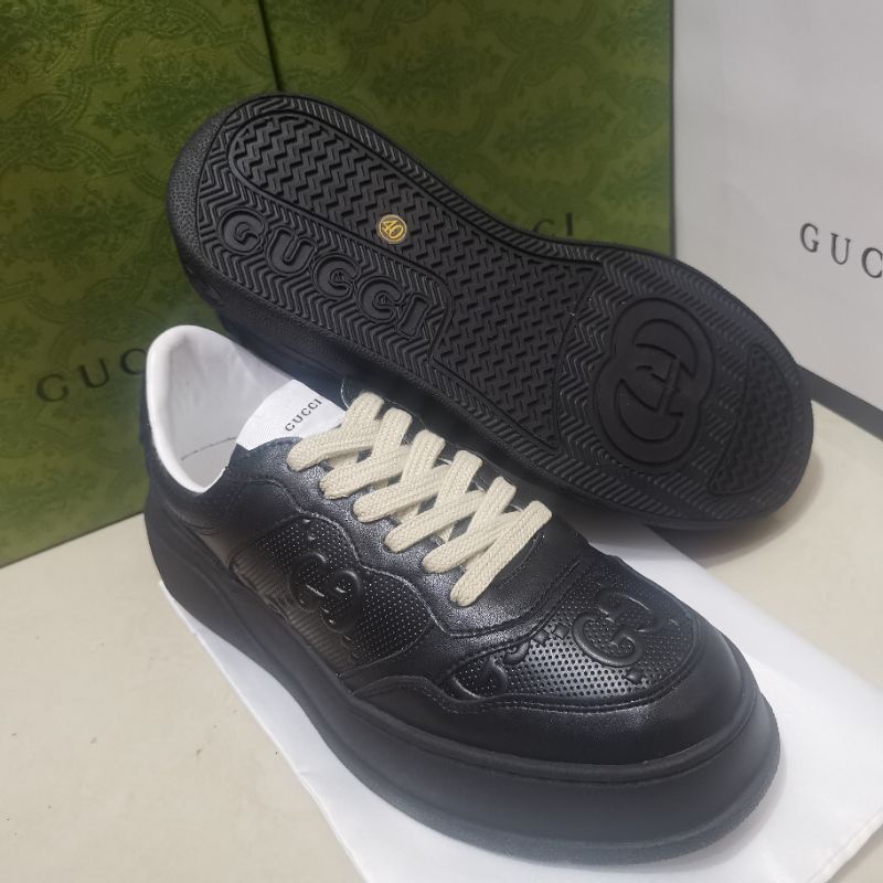 sepatu pria sneaker gc cowok hitam monogram men shoes run away top Brand P1SHOES