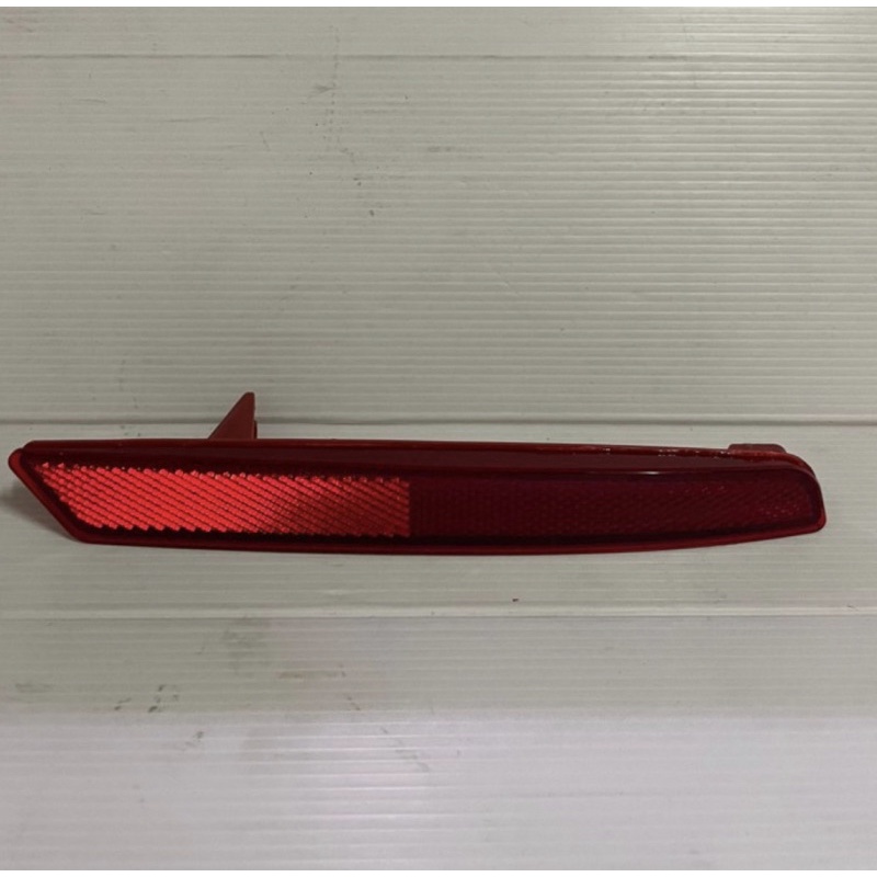 Lampu Reflektor atau Mata Kucing Belakang Honda Odyssey RB3 2009-2013
