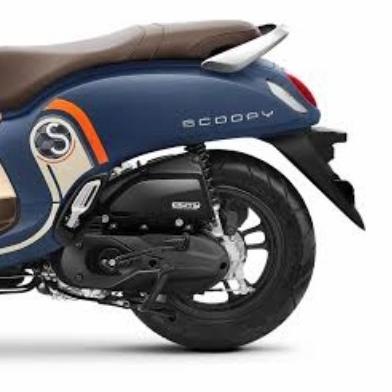 Emblem New Scoopy 2021 Chrome/Gold Original