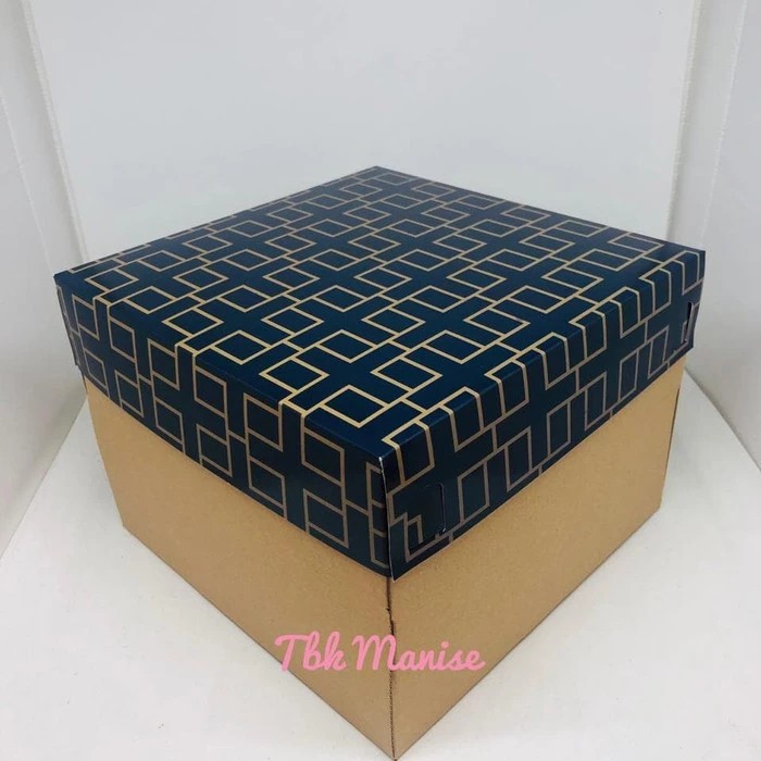 

Box Kue Blue Mozaik 25x25x18cm / Kardus Kue / Kotak Kue / Cake Box