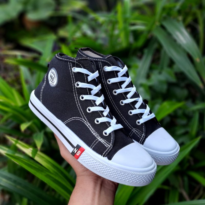 Promo murah Sepatu sekolah NB original sepatu sneakers