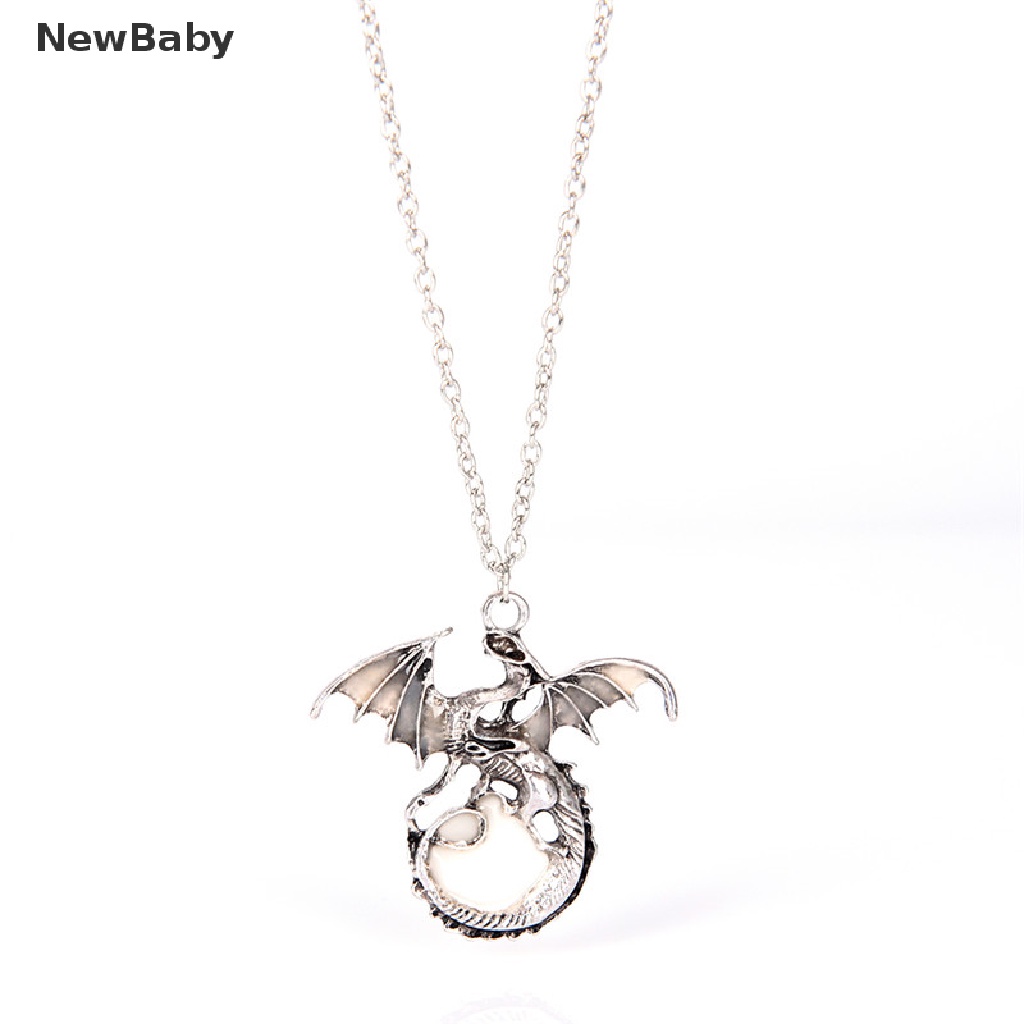 Kalung Rantai Dengan Liontin Bulan Sabit Motif Naga Glow in the Dark Untuk Bayi