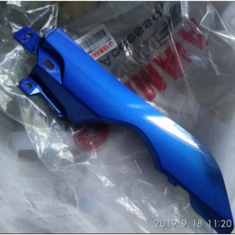 Panel 1 sambungan body depan kiri jupiter z1 biru original yamaha ygp