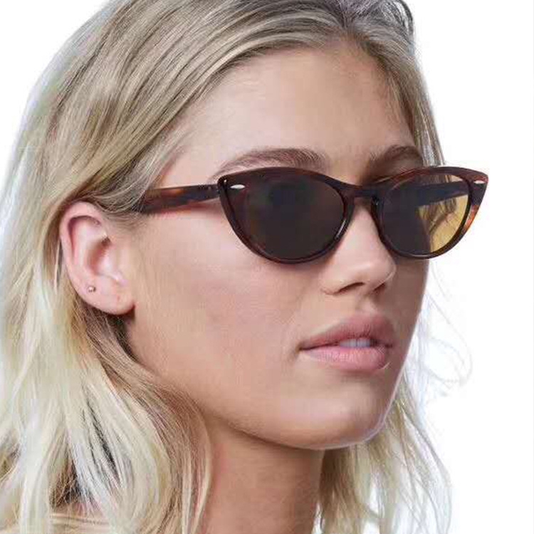 Fashion Metal Hinge European and American Cat Eye Mi Nail Men's and Women's Small Frame Sunglasses