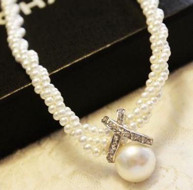 Aksesoris Kalung Mutiara Kecil Liontin Pita Silang Dengan Mutiara Besar