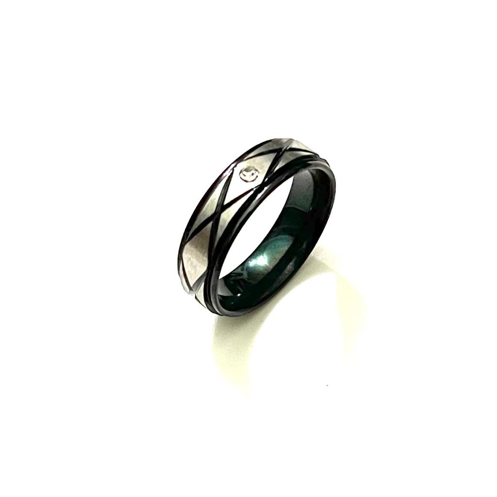 CINCIN TITANIUM WANITA/PRIA TERLARIS TERMURAH SILVER DAN EMAS